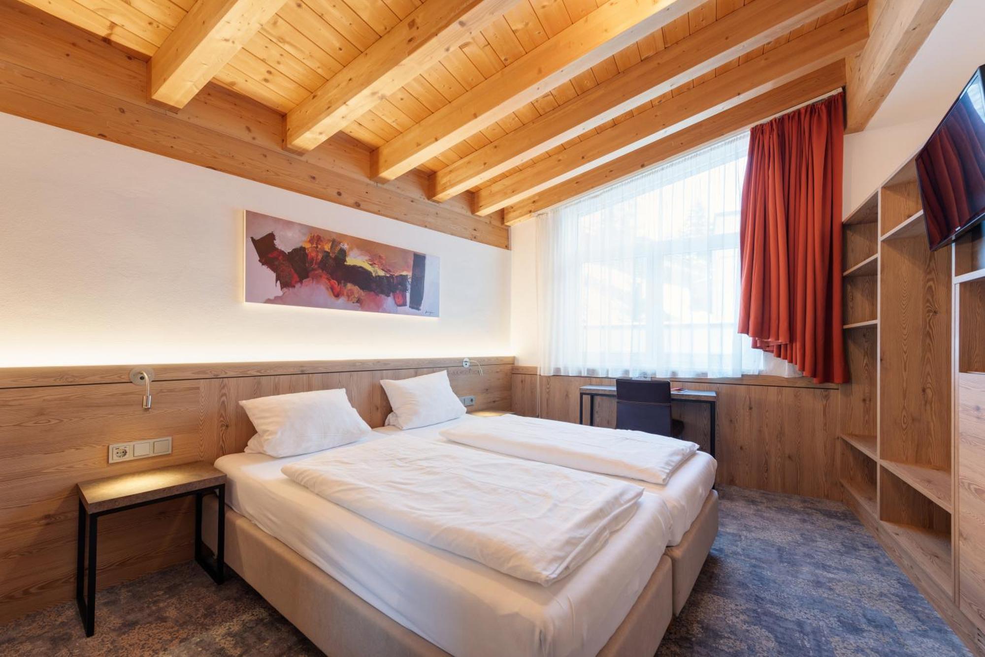 Hotel Alpenland Санкт-Антон-ам-Арльберг Экстерьер фото